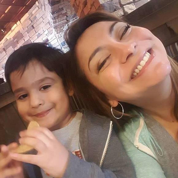 Meet your Posher, Bobbi - Picture 1 of 1